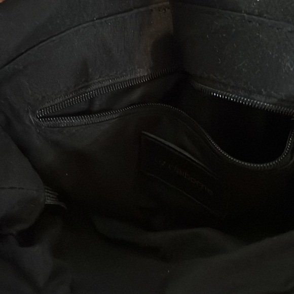 - Liz Claiborne womens purse - Picture 7 of 10